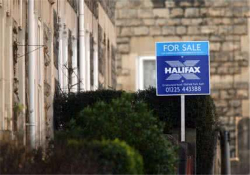 <b>英国房屋短缺，租房贵且难</b>