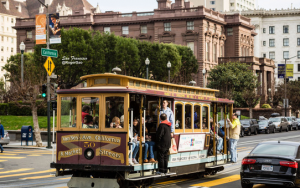 <b>美国买房，中国投资者跃跃欲试</b>