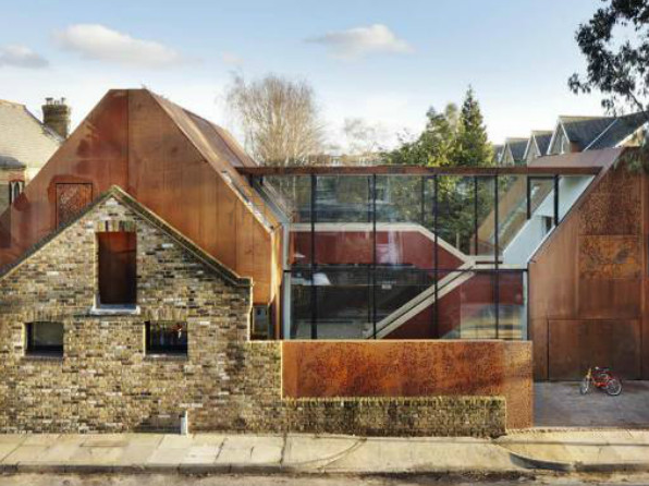 <b>近伊丽莎白线站点的通勤小村，适合英国买房投</b>